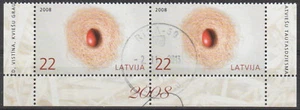 LATVIA 2007 Egg in nest - a pair of used stamps - Picture 1 of 1