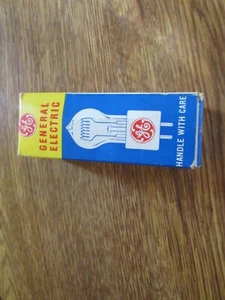 GENERAL ELECTRIC "DVY" MOVIE LIGHT REPLACEMENT LAMP. - Picture 1 of 5