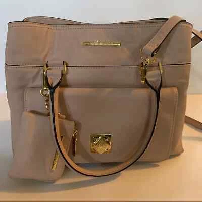 Usado en Excelente Condición Steve Madden Rosa Rubor Cartera Bolso de Trabajo y Clip en Cambio Cartera Llavero Foto 1 de 4