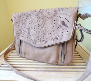 Violet Ray Faux Suede Crossbody HandBag Purse Expandable Bottom - Picture 1 of 13