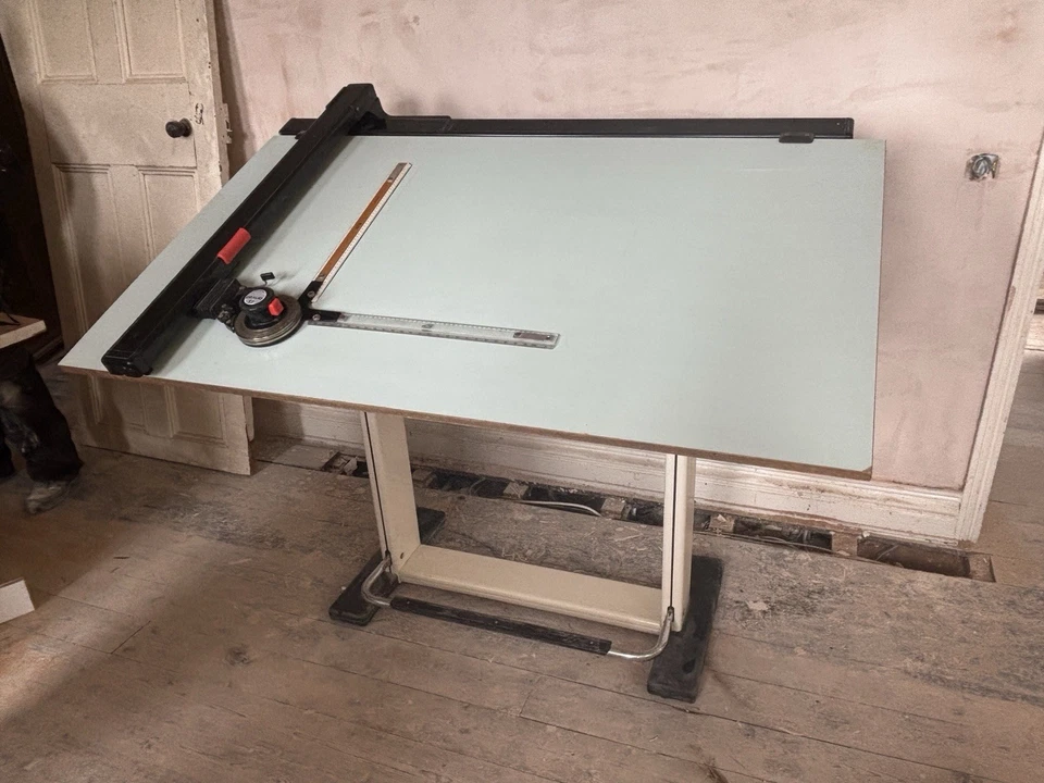 Vintage Architects/Draftsman/Artists Adjustable Drawing Board - Image 1 of 4