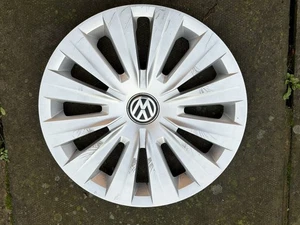 VOLKSWAGEN GOLF 15" WHEEL TRIM X 1 HUB CAP GENUINE CADDY GOLF MK7 VW 5G0601147 - Picture 1 of 7