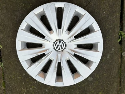 VOLKSWAGEN GOLF 15" WHEEL TRIM X 1 HUB CAP GENUINE CADDY GOLF MK7 VW 5G0601147 - Image 1 of 4