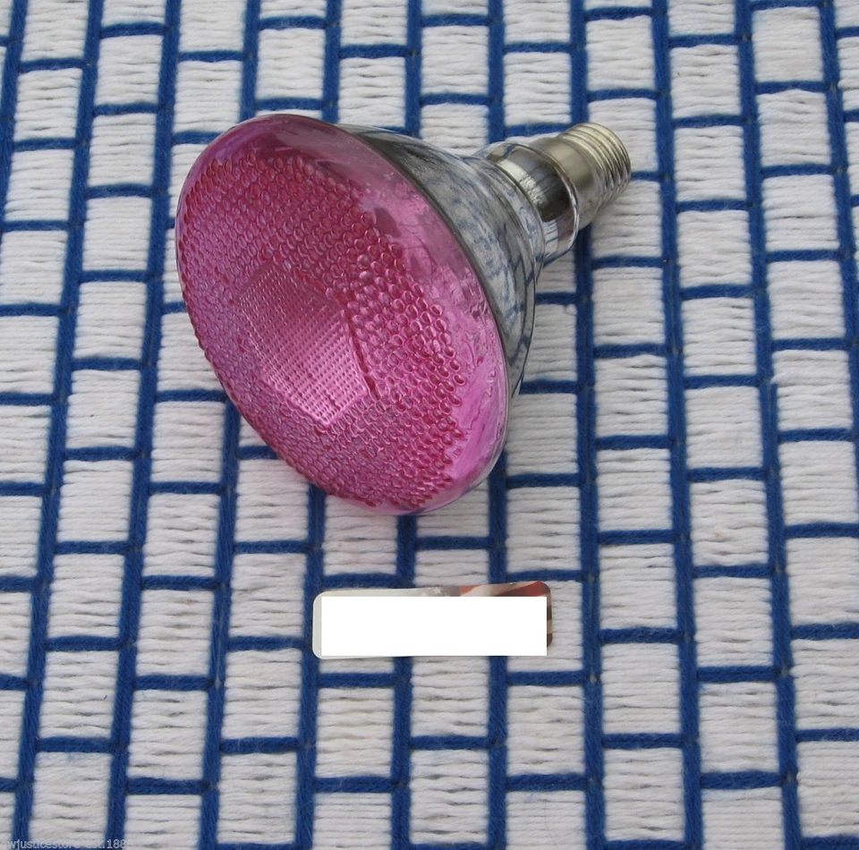 100 WATT rich PINK outdoor flood LIGHT BULB PAR38 sub BR38 one piece 100BR38 - Image 1 of 4