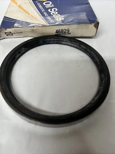 NAPA Dana Oil Seal 46829 - Picture 1 of 4