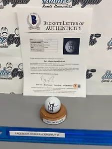 ZACH JOHNSON EVENT USED HIS PROV1X SIGNED AUTOGRAPHED GOLF BALL-BECKETT BAS LOA - Picture 1 of 6