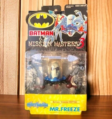 Batman Mission Masters 3 Virus Attack Mr. Freeze Arachnotech Assault  Hasbro - Imagem 1 de 4