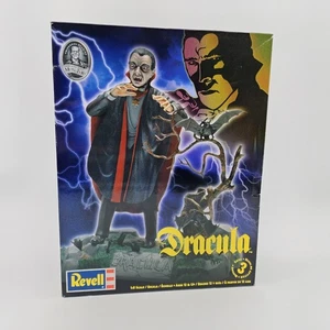 DRACULA REVELL MODEL KIT scatola aperta livello abilità 3 scala 1:8 2009 completo  - Foto 1 di 7