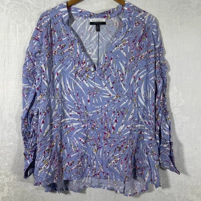 Blusa Eloquii Elements 24 Azul Rosa Floral Mangas Acanaladas Popover Foto 1 de 4