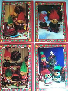 SET DI QUATTRO CARTOLINE DI NATALE RUSS TROLL DOLL - Nuove - RARO - Foto 1 di 10