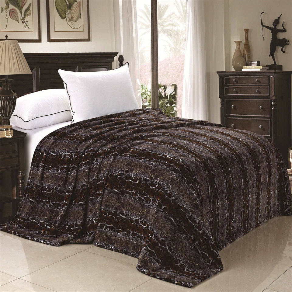 Manta con estampado de animales de leopardo-Franela polar suave y elegante decoración de regalos para el hogar Foto 1 de 4