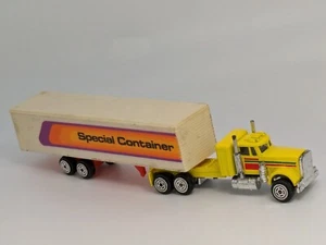 Vintage 1978 Universal Peterbilt Semi Truck Container Trailer Hong Kong Diecast - Picture 1 of 10