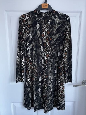 Ladies Black Mix DOROTHY PERKINS Animal Print Fit & Flare Dress - Size 8 - Image 1 of 4