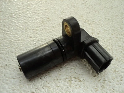 Honda ST1300 ST 1300 #6041 Rear Cylinder Head Pick Up Sensor - Image 1 of 4