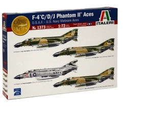 Italeri F-4 C/D/J Phantom II 1/72 (Builds 1 w/ 4 Aces Options), Steve Ritchie - Picture 1 of 3