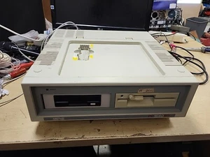 Amstrad PC1640 SD Computer - 100% ungetestet - Ersatzteile oder Reparaturen  - Bild 1 von 13