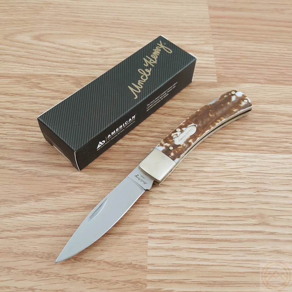 Schrade Bruin Lockback Staglon 7Cr17MoV Satin Folding Knife - 1136000