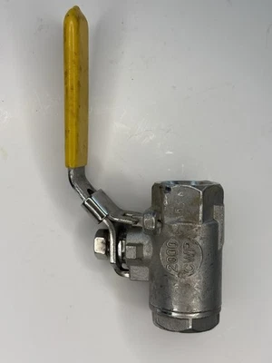 SHARPE 1/2" 2000 CWP, CF8M FULL PORT BALL VALVE, LOCKING HANDLE - Image 1 of 4