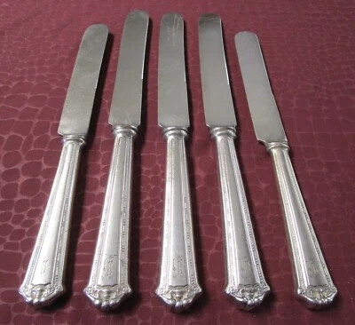 CONTINENTAL 3 Dinner 2 Luncheon Knives Rogers Silverplate B? Monogram         BU - Image 1 of 4