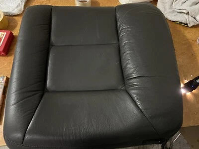 4655619 SAAB 9-5 YS3E - Rear Leather for Rear Right - Rear Seat - Image 1 of 4