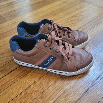 Nautica Brown Leather Boys Shoes Size 5 - Image 1 of 4
