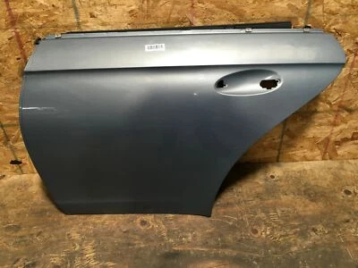 Mercedes CLS500 W219 2006 panel de carcasa de puerta trasera izquierda del lado del conductor gris OEM+ Foto 1 de 4