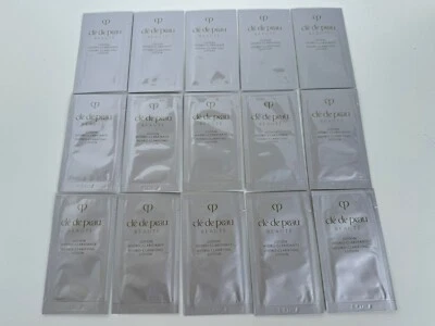 15x Cle de Peau Beaute Loción Hidro Suavizante CPB 0,06 oz/2 ml Cada X 15 PAQUETES Foto 1 de 3
