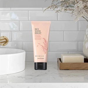 The Face Shop Rice Water Bright Foaming Cleanser - Picture 1 of 6