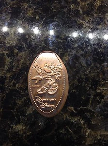 Disneyland Downtown Disney recuerdo centavo ARTISTA MINNIE MOUSE #87 - Imagen 1 de 2