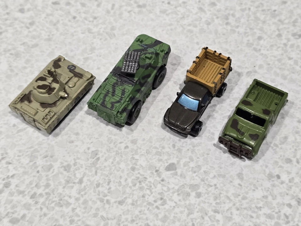 ⭐️ Tanque Lanzacohetes Ejército Militar MICRO MÁQUINAS De Colección Jeep Galoob ⭐️ Foto 1 de 4