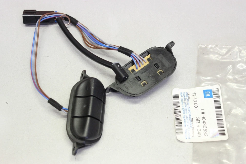 ORIGINAL OPEL Omega B Vectra B Tasten Lenkrad Radio 90436532 OVP - Bild 1 von 1