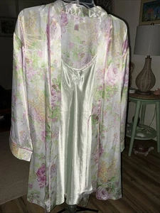 Oscar de la Renta 2-teiliges Caledon Satin Nachthemd & rosa Blumen Morgenmantel S/M Pink Label - Bild 1 von 12