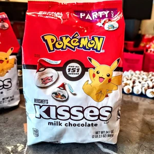 NUEVO SELLADO 34 OZ PAQUETE DE FIESTA Pokemon Hersheys Besos Edición Especial Coleccionable - Imagen 1 de 1