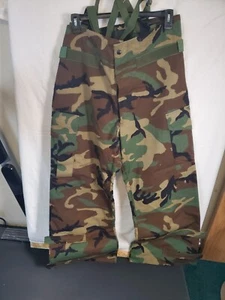 Pantalone overwear protettivo chimico medio/regolare mimetico bosco 8415014442310 - Foto 1 di 9