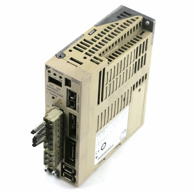 Used Yaskawa CACR-R90-S04VA Servo Driver CACRR90S04VA Tested Good - Image 1 of 4