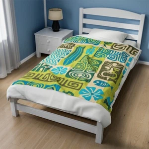 Tiki Tropical Theme Floral Paradice Patterned Velveteen Plush Blanket - Picture 1 of 7