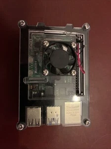 Raspberry Pi 4 Model B 4GB RAM + Case + Netzteil + SD-Karte - Bild 1 von 5