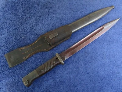 ORIGINAL WW2 GERMAN ASW 1942 BAYONET AND SCABBARD WITH FROG MATCHING NUMBERS - Image 1 of 4