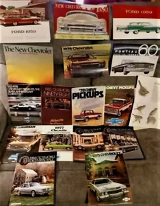 LOT OF 21-1950's to 1980's Chevy-Ford-Olds-Automobile dealer Sales Brochures - Bild 1 von 12