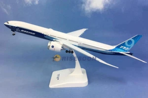 Modelo de avión de pasajeros 38 cm 1:200 Risesoon Boeing 777-9X modelo de avión de plástico ABS - Imagen 1 de 2