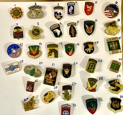 US Army , lot de pins,insignes divers services et Armes 33 pièces - Photo 1/4