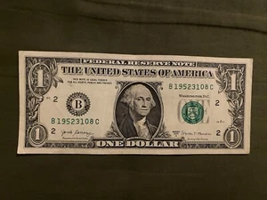Birthday Note Serial Number One Dollar Bill 2017A 19523108 Aug. 31, 1952 - Picture 1 of 1