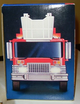 Sunoco 1995 Collectors Edition Aerial Tower Fire Truck NEW 1/35  MIB  - Image 1 of 4