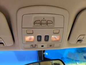 2009 Cadillac CTS Overhead Console HomeLink Switch & Sunroof Control ,Dome Light - Picture 1 of 16