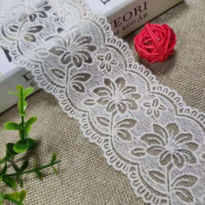 Spitzenborte gehäkelt elfenbeinweiß cremefarben Hochzeit Nähen Brautband Vintage - Bild 1 von 5