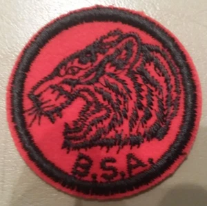 BSA TIGER PATROL MEDALLION S-4 ROUND FELT BLACK/WHITE THREADS 1939-52 - Picture 1 of 2