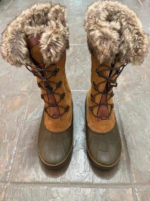 Botas de nieve de invierno aisladas Lands' End para mujer oliva/bronceado 8,5B (ancho medio) Foto 1 de 4