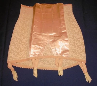 Porte-jarretelles, Gaine vintage, «Parôna» Taille 95(XXXL) vintage, rétro - Photo 1/4