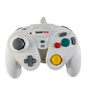 GameStop Wired Turbo Controller for Nintendo Wii & Game Cube For Parts Or Repair - Picture 1 of 3