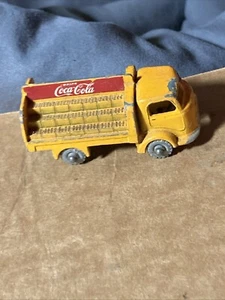 Matchbox No. 37 Coca Cola Karrier Bantam 2 Ton Truck Made In England By Lesney - Picture 1 of 7